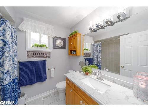 31 Fawndale Crescent, Wasaga Beach, ON - Indoor Photo Showing Bathroom