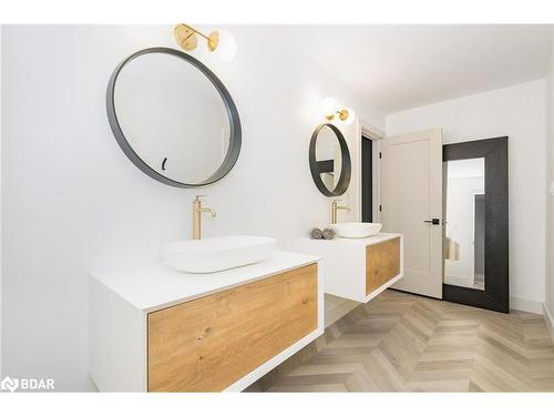 19 George Street, Cookstown, ON - Indoor Photo Showing Bathroom
