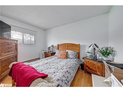 270 High Street, Mactier, ON - Indoor Photo Showing Bedroom