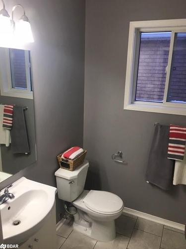 131 Benson Drive, Barrie, ON - Indoor Photo Showing Bathroom