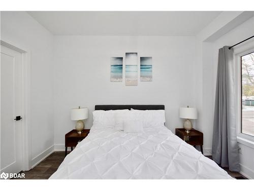 44 Ruby Crescent, Orillia, ON - Indoor Photo Showing Bedroom