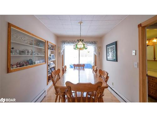 190 Concession Rd 8 E, Tiny, ON - Indoor Photo Showing Dining Room