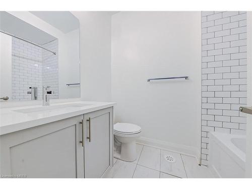 823 Port Darlington Road, Clarington, ON - Indoor Photo Showing Bathroom