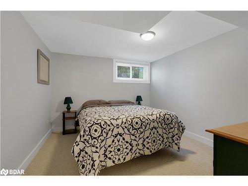2349 Kashagawigamog Lake Road, Haliburton, ON - Indoor Photo Showing Bedroom