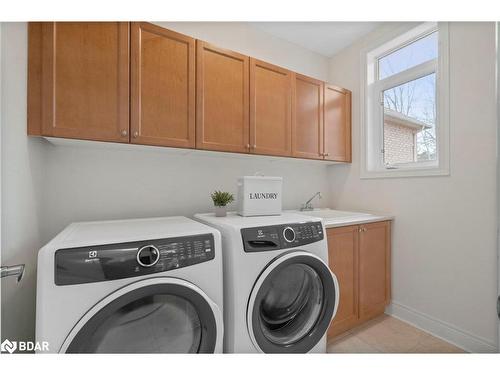 2 Turner Drive, Barrie, ON - Indoor Photo Showing Laundry Room