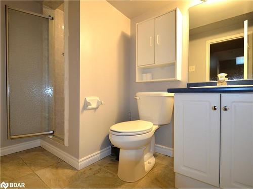 82 Brighton Road, Barrie, ON - Indoor Photo Showing Bathroom