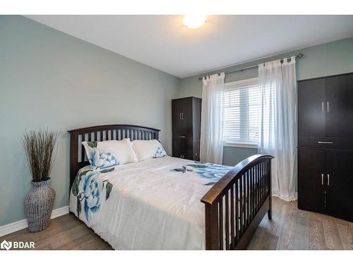 101 Riverwalk Place, Midland, ON - Indoor Photo Showing Bedroom