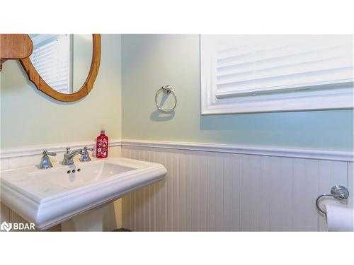 39 Maplecrest Crt Court, Oro-Medonte, ON - Indoor Photo Showing Bathroom