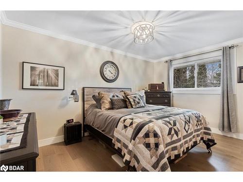 44 Marion Crescent, Barrie, ON - Indoor Photo Showing Bedroom