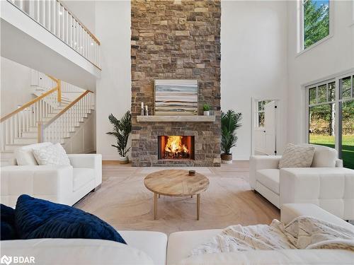 1167 15 Line N, Oro-Medonte, ON - Indoor Photo Showing Living Room With Fireplace