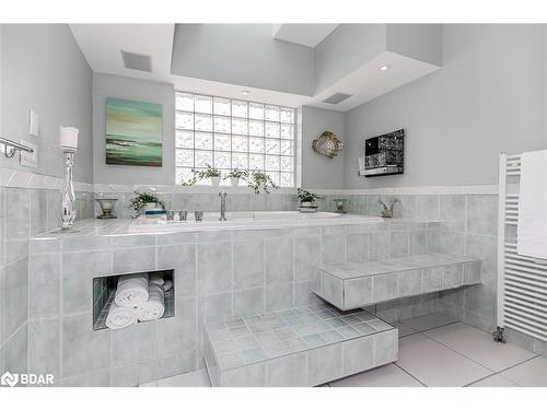 44 Elizabeth Street, Alliston, ON - Indoor Photo Showing Bathroom