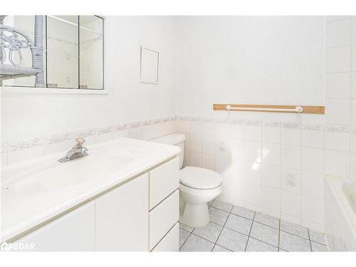 33 Beaumaur Drive, Penetanguishene, ON - Indoor Photo Showing Bathroom