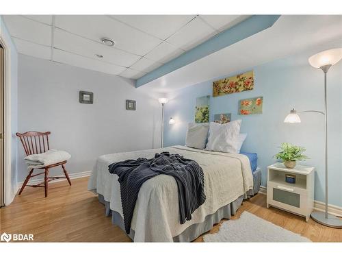 1019 Sandhill Road, Coldwater, ON - Indoor Photo Showing Bedroom