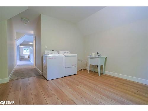 30 Blue Jay Court, Tiny, ON - Indoor Photo Showing Bedroom