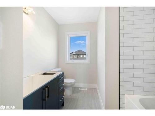 133 Ritchie Crescent, Elmvale, ON - Indoor Photo Showing Bathroom