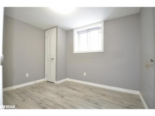 Lower-26 Baker Crescent, Barrie, ON - Indoor Photo Showing Other Room