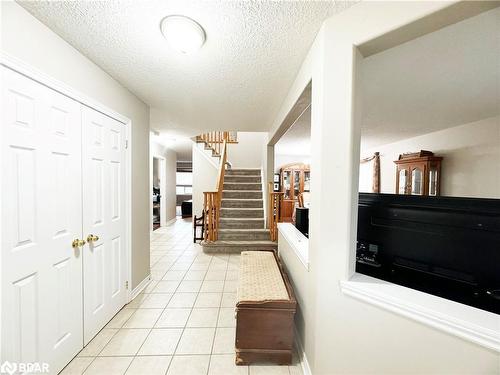 28 Dunsmore Lane, Barrie, ON - Indoor Photo Showing Other Room