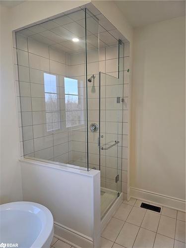 65 Attwater Drive, Cambridge, ON - Indoor Photo Showing Bathroom