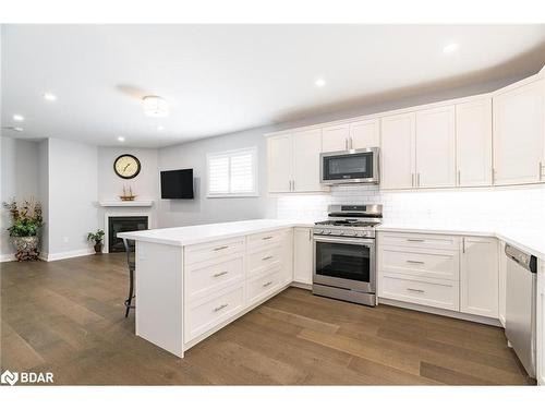 786 Ney Avenue, Tay, ON - Indoor Photo Showing Kitchen