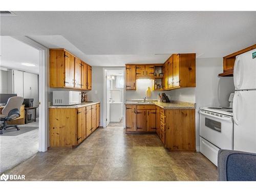 2160 Snow Valley Road, Springwater, ON - Indoor Photo Showing Kitchen