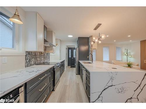 59 Lankin Boulevard, Orillia, ON - Indoor Photo Showing Kitchen With Upgraded Kitchen