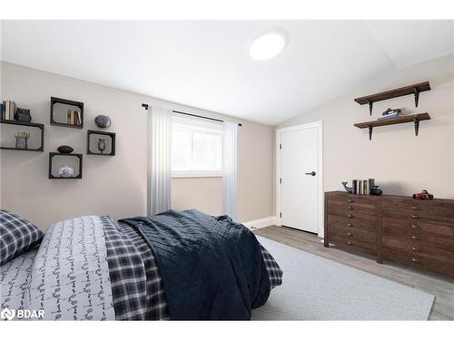 2383 Reeves Road, Tay, ON - Indoor Photo Showing Bedroom