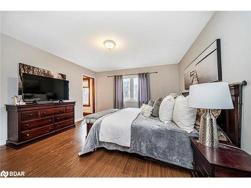 3472 Monck Road, Ramara, ON - Indoor Photo Showing Bedroom