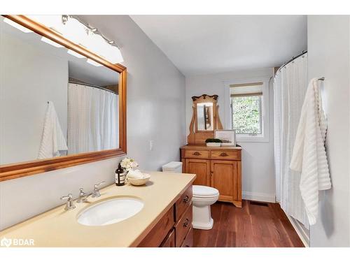 1486 Moonstone Road West Road, Hillsdale, ON - Indoor Photo Showing Bathroom