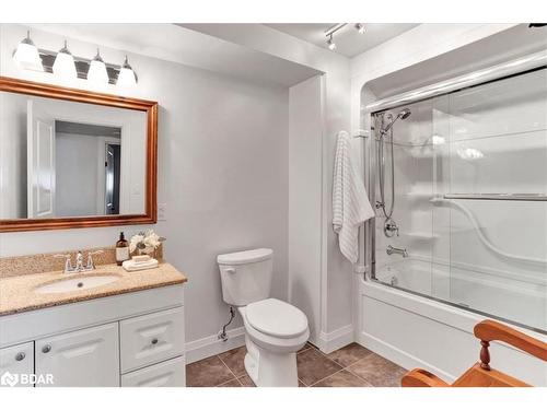 1486 Moonstone Road West Road, Hillsdale, ON - Indoor Photo Showing Bathroom