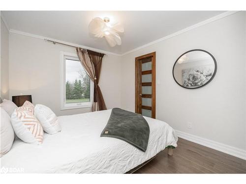 27900 Thorah Side Road, Brock, ON - Indoor Photo Showing Bedroom