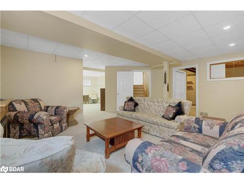 45 Bush Crescent, Wasaga Beach, ON - Indoor Photo Showing Living Room
