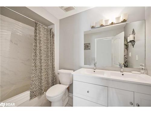 31 Quailvalley Drive, Brampton, ON - Indoor Photo Showing Bathroom