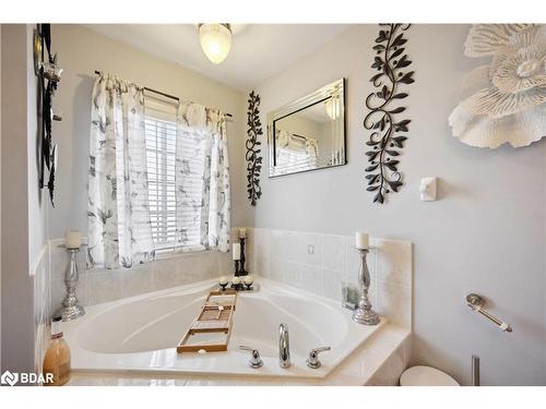 31 Quailvalley Drive, Brampton, ON - Indoor Photo Showing Bathroom