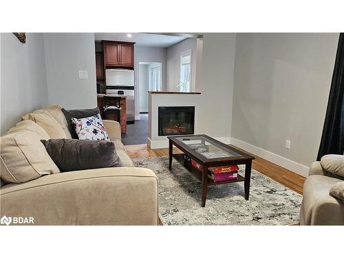 465 Farquhar Street, Gravenhurst, ON - Indoor Photo Showing Living Room With Fireplace