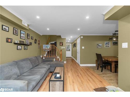 11 Quail Crescent, Barrie, ON - Indoor