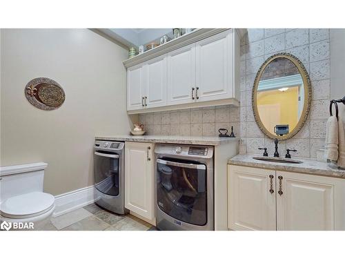 98 Church Street, Bowmanville, ON - Indoor Photo Showing Laundry Room
