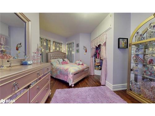 98 Church Street, Bowmanville, ON - Indoor Photo Showing Bedroom