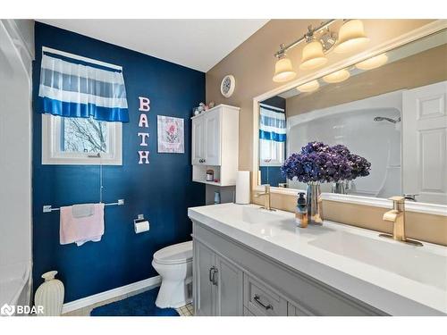 24 Briarwood Crescent, Belleville, ON - Indoor Photo Showing Bathroom