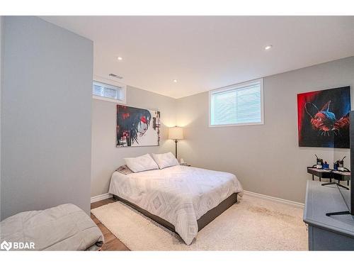 81 Lorne Avenue, Penetanguishene, ON - Indoor Photo Showing Bedroom