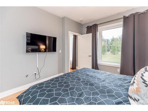 42-171 Snowbridge Way, The Blue Mountains, ON - Indoor Photo Showing Bedroom
