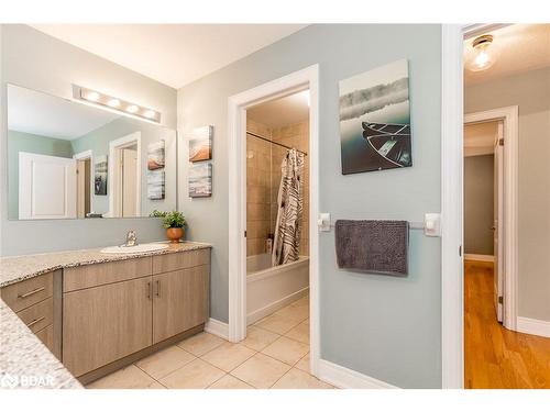 42-171 Snowbridge Way, The Blue Mountains, ON - Indoor Photo Showing Bathroom