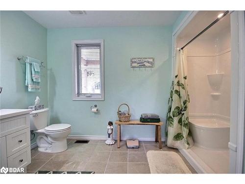 26 Meadowcrest Drive, Mcdougall, ON - Indoor Photo Showing Bathroom