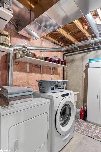 144 Pine Street, Bracebridge, ON - Indoor Photo Showing Laundry Room