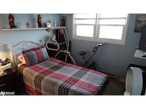 39-120 D'Ambrosio Drive, Barrie, ON - Indoor Photo Showing Bedroom
