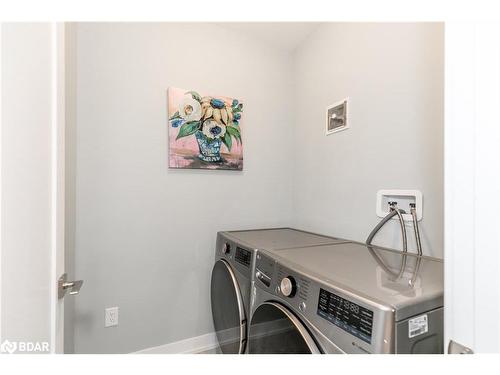 7-218 Crosswinds Boulevard, The Blue Mountains, ON - Indoor Photo Showing Laundry Room