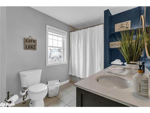 121-800 West Ridge Boulevard, Orillia, ON - Indoor Photo Showing Bathroom