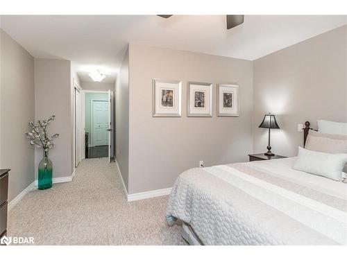 5890 Old Mill Road, Essa, ON - Indoor Photo Showing Bedroom