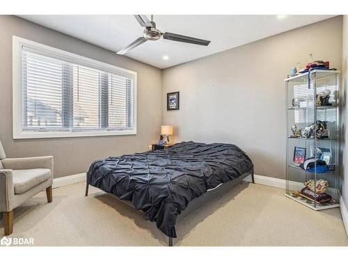 412 Wilson Street, Hamilton, ON - Indoor Photo Showing Bedroom