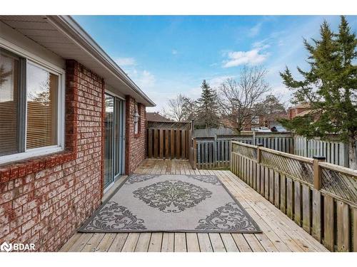18 Nugent Court, Barrie, ON - Outdoor With Exterior