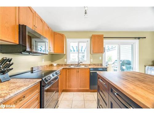 231 Atkinson Street, Stayner, ON - Indoor Photo Showing Kitchen With Double Sink